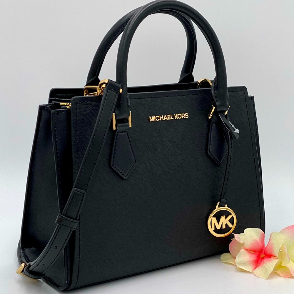 MICHAEL KORS HOPE MEDIUM MESSENGER BLACK